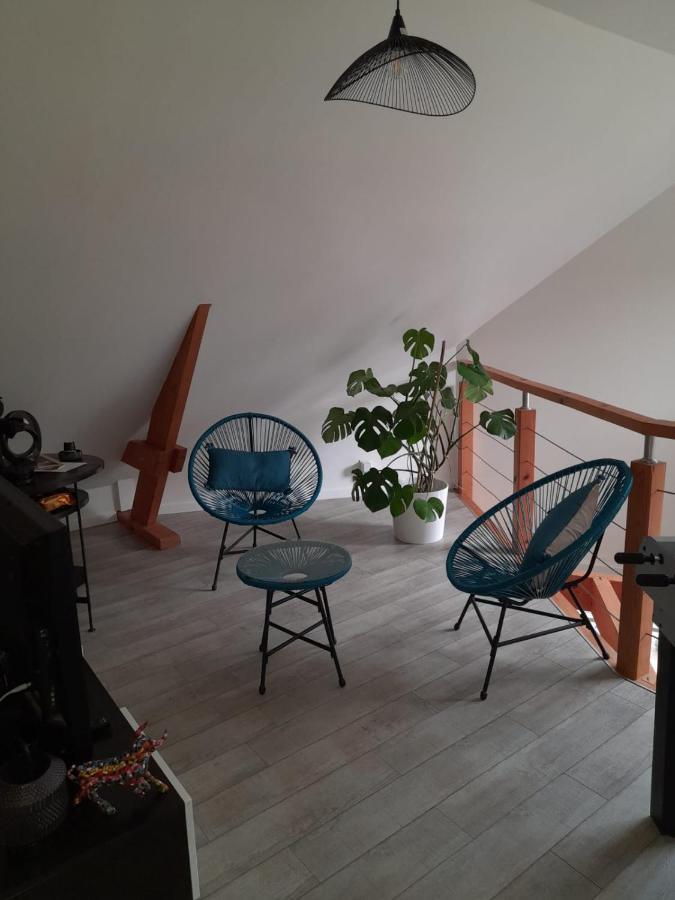 Chambre Dans Un Ecrin De Verdure Angrie Luaran gambar